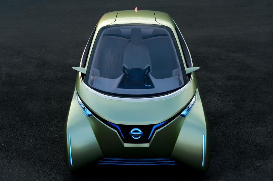  Nissan Pivo 3 Concept 2011 года  (фото 9 из 14)